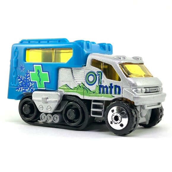 🦋 Matchbox Arctic Track Truck Medic Arctic Alarm Series Snow Doctor Tractor - Picture 4 of 12